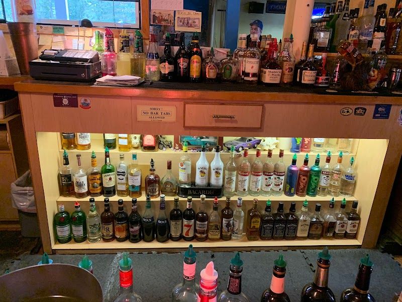 RJ's Lounge