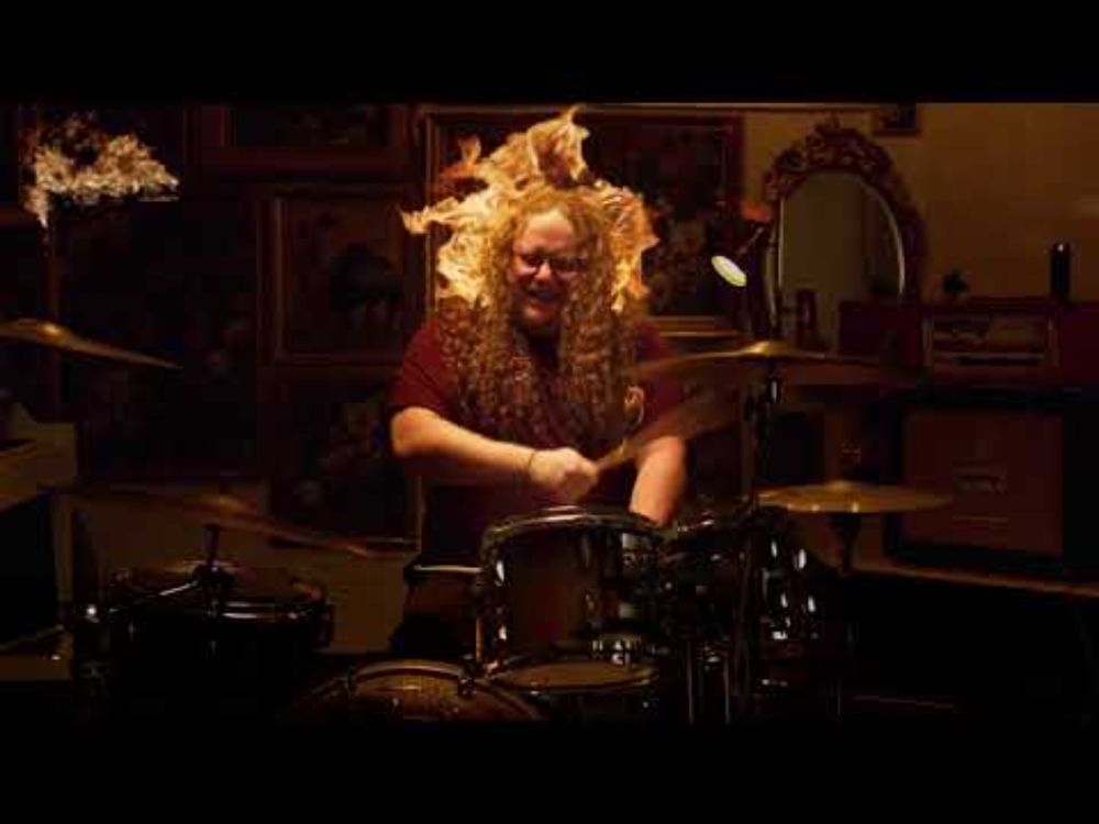 Flying Raccoon Suit - Mothership (Official Video)