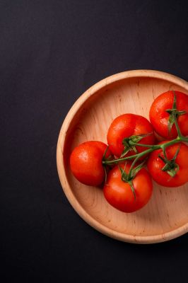 Fresh fruit and vegetables 'rare treasures' in famine-hit Gaza | ICN