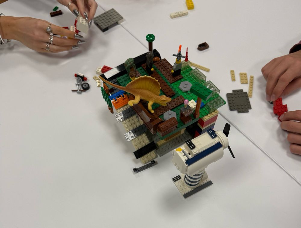 Lego cafe