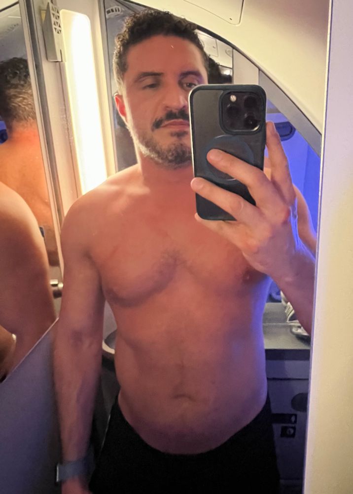 me being a thot in the lavatory with a shirtless selfie and bad lighting