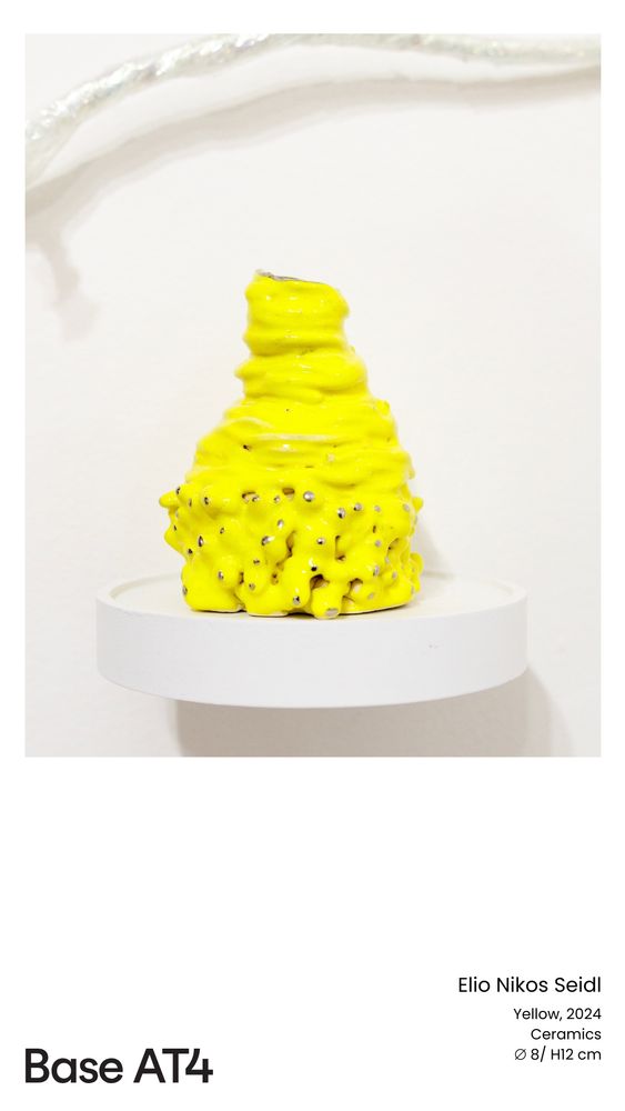 Abstrakte Keramikskulptur (vasentauglich) von Elio Nikos Seidl / yellow , ca 12cm hoch 