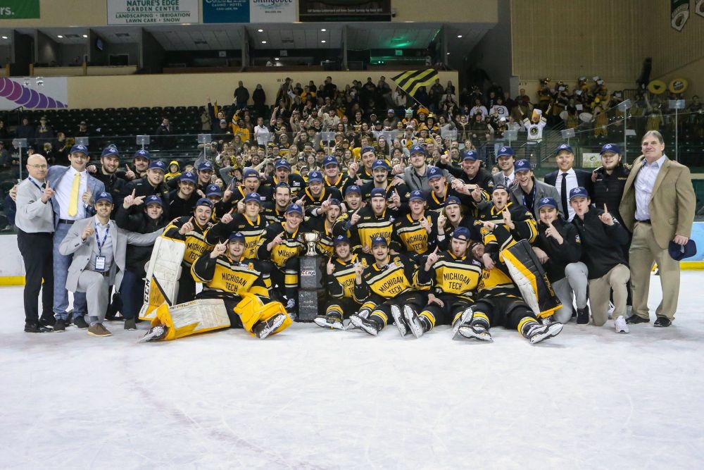 CCHA 2024-25 Men's Hockey Season Preview: New-look conference looking at big picture with Augustana joining, St. Thomas leaving in 2026 - College Hockey | USCHO.com