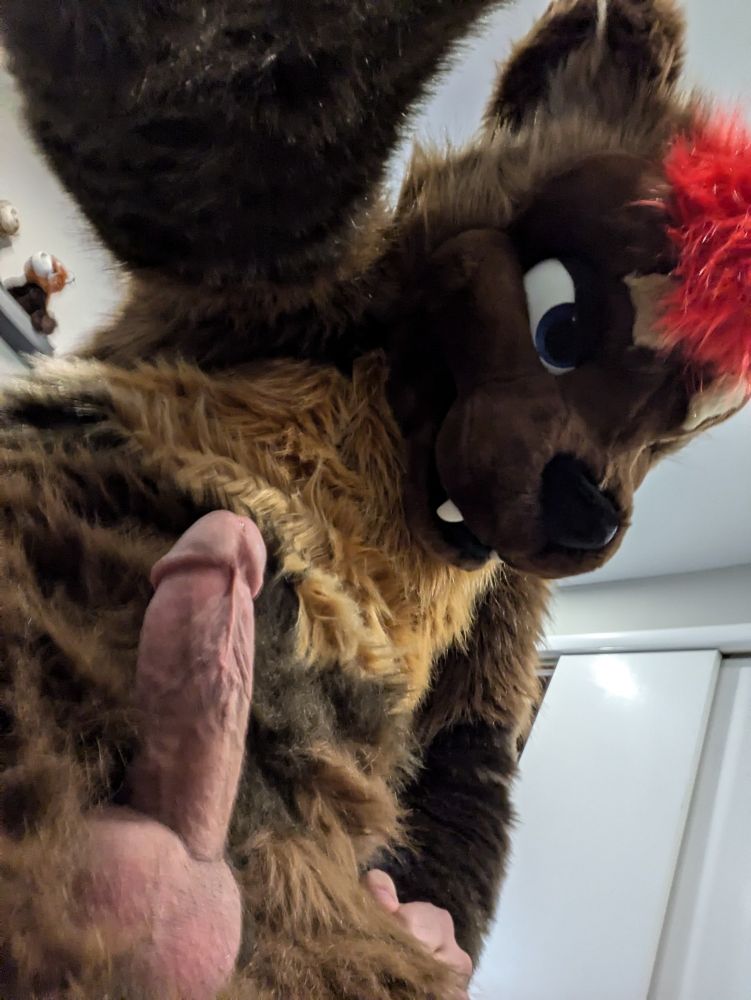Marten suiter with dick out
