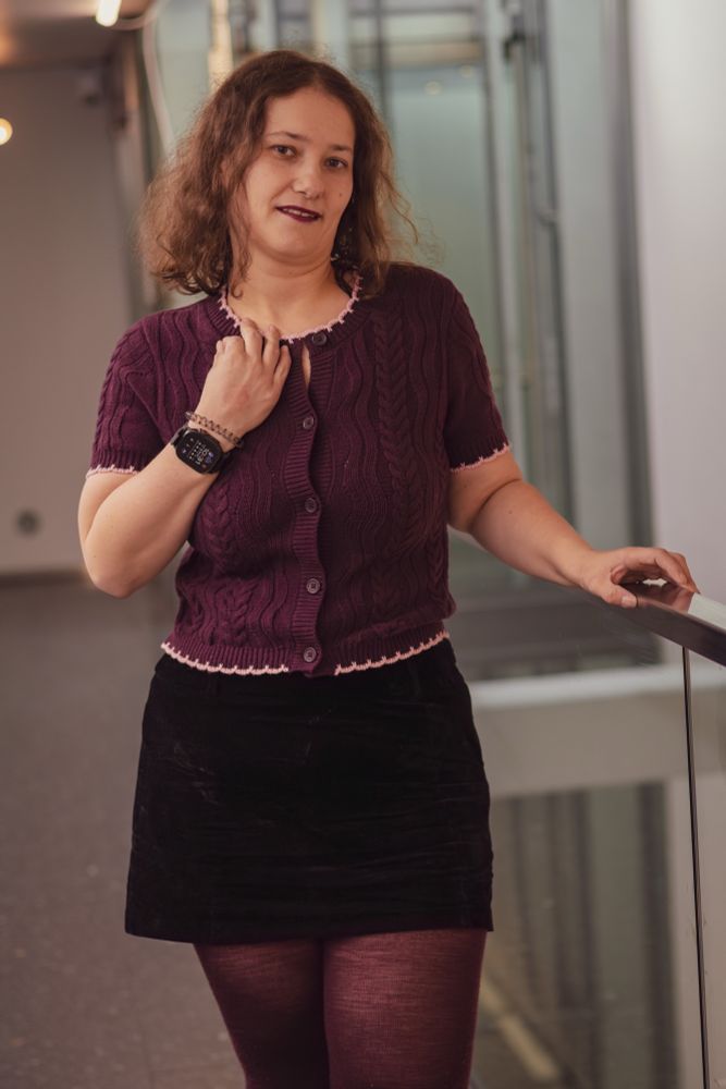 Person auf einem Gang