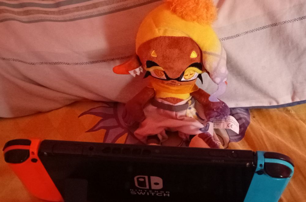 I wasnt home and when i came back she was like that, im so fucking scared and turned on rn
If any of you know an exorcist please tell me or something 
Anyways goodnight