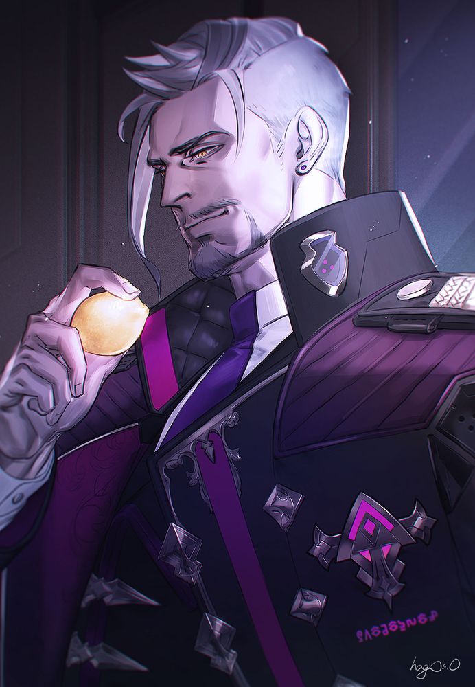 創作キャラクター・アダムの決定稿です。やはり四十代後半の男性で、グレイヘアに金色の目、口元と顎のひげは整えています。左耳にだけアメジストのピアスをつけており、コートを着用した軍服姿。ウェストアップ構図です。向かって左斜めを向いた角度、手に持ったレモンを見ています。光が向かって右側から逆光で差し込み、アダムの顔の一部とレモンに光が当たっています。背景はどこか近未来世界的な施設の内部のようなもので、右側壁面はガラスになっています。