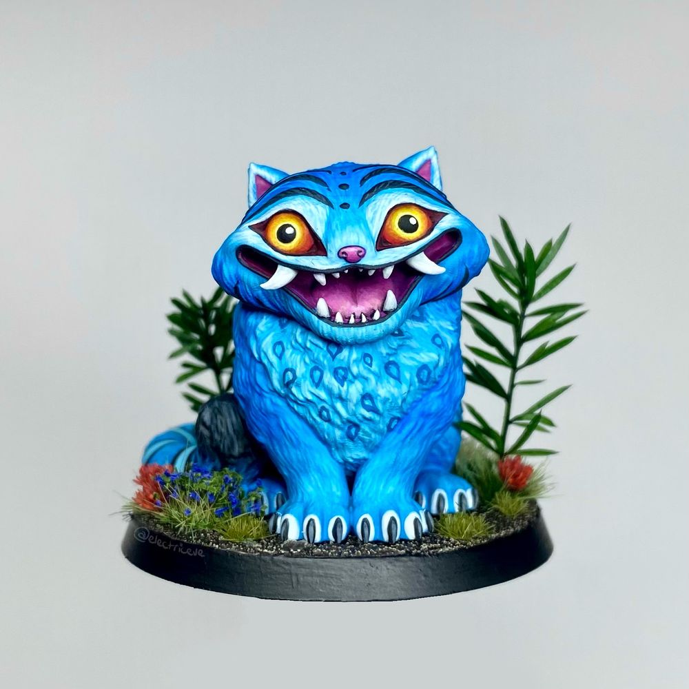 A miniature of Derpy Tiger from the film kpop demon hunters painted by me! 