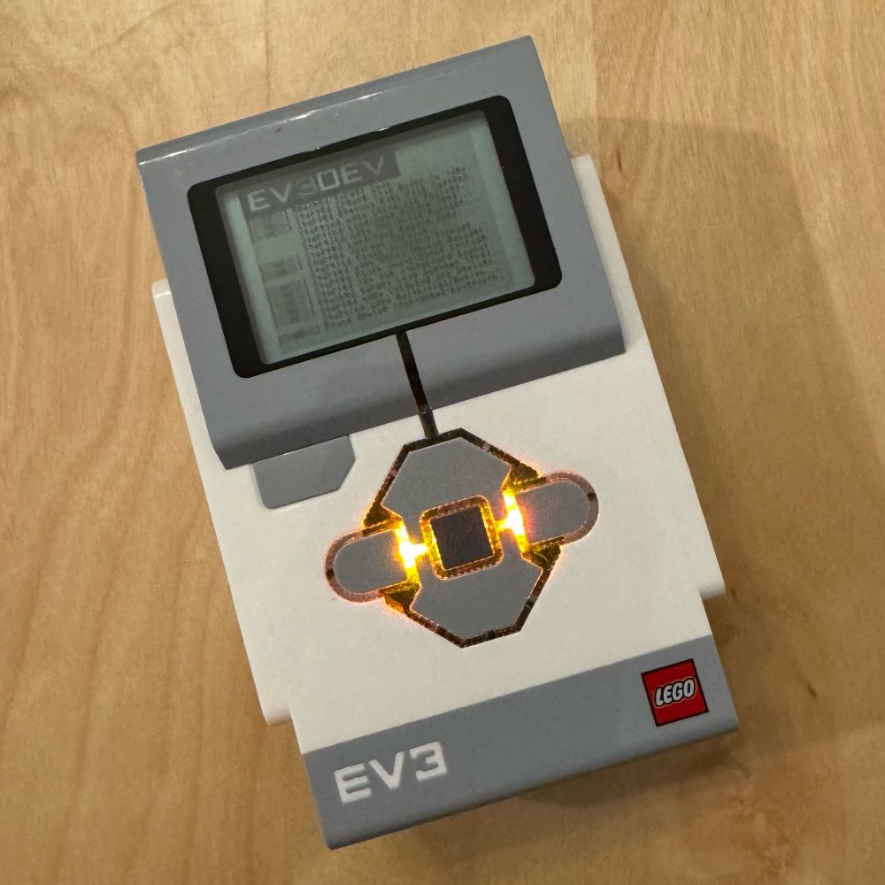 EV3 brick booting up