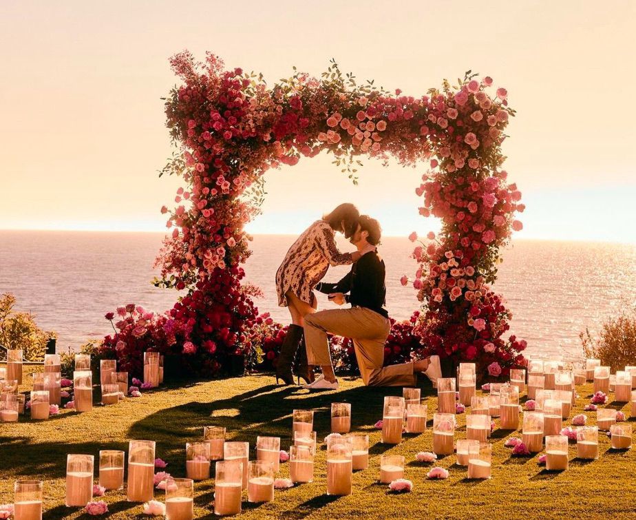 josh allen and hailee steinfeld proposal