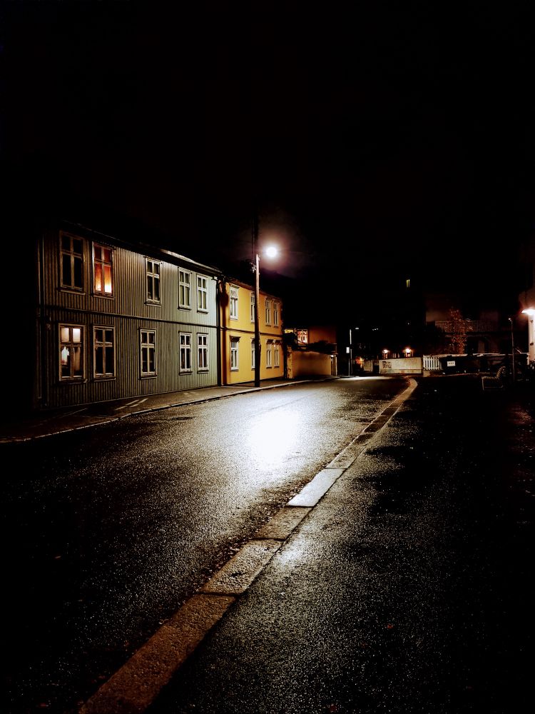 Dark moody rainy picture of Etterstadgata in Oslo