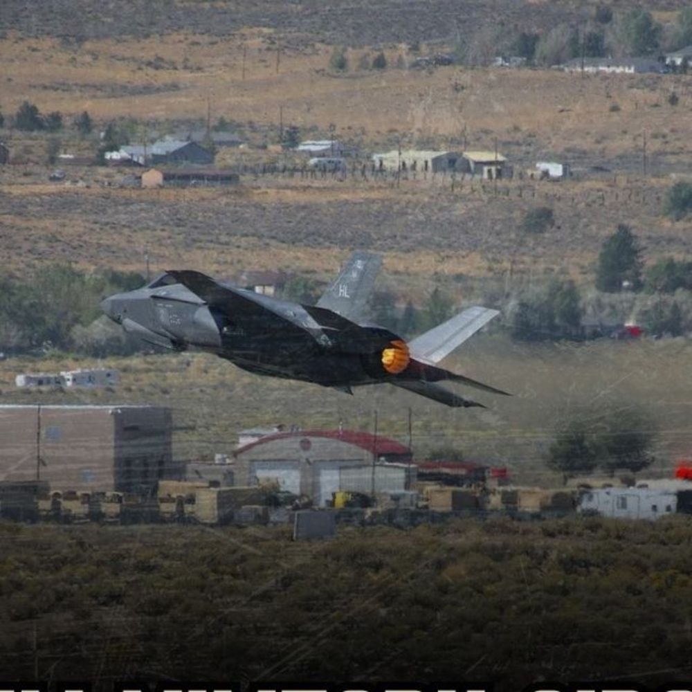 MintPress News on Instagram: "An Israeli military aircraft malfunctions and falls into the sea off the coast of central occupied Palestine

This morning, a military aircraft belonging to the Israeli o...