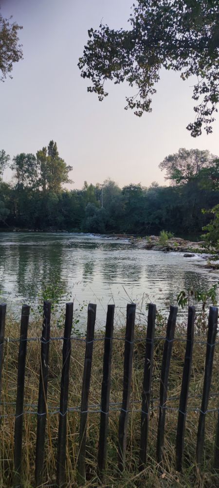 l'Ariège et ses reflets le matin
