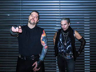 Bandphoto of Touch by Touch showing FKV on the left and FKG on the right.