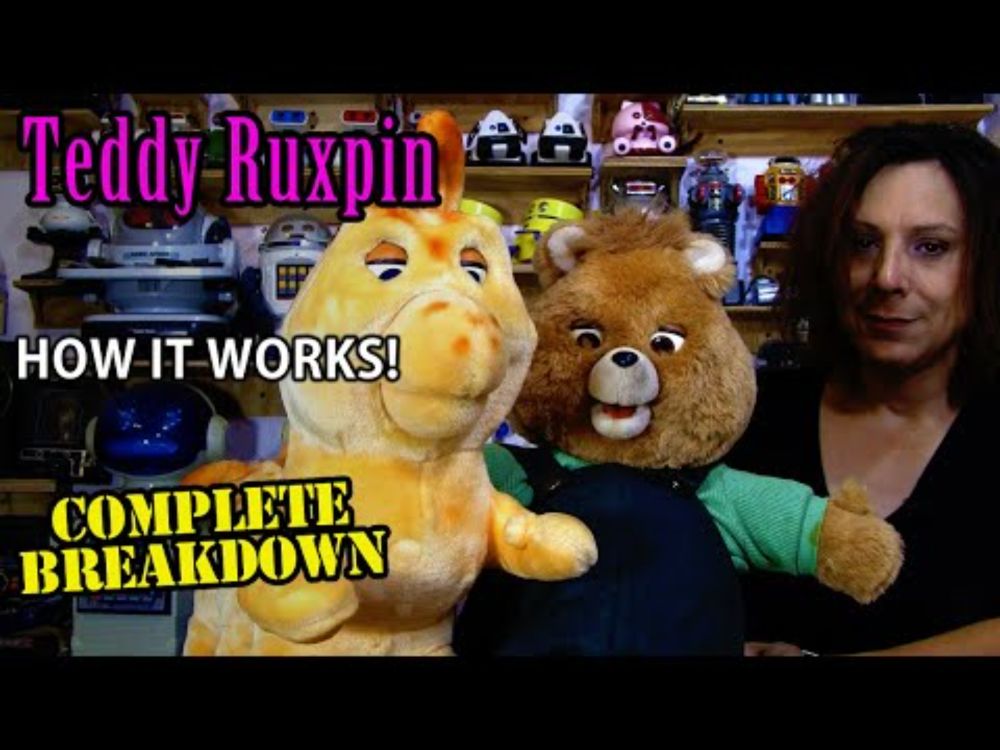 Inside Teddy Ruxpin: Repair, Schematics & TRRS Jack Mod!