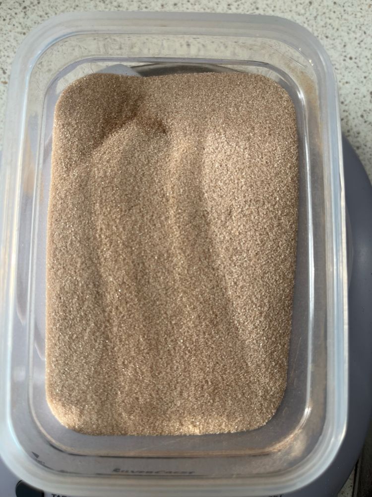 Zimtzucker in einer Frischhaltedose