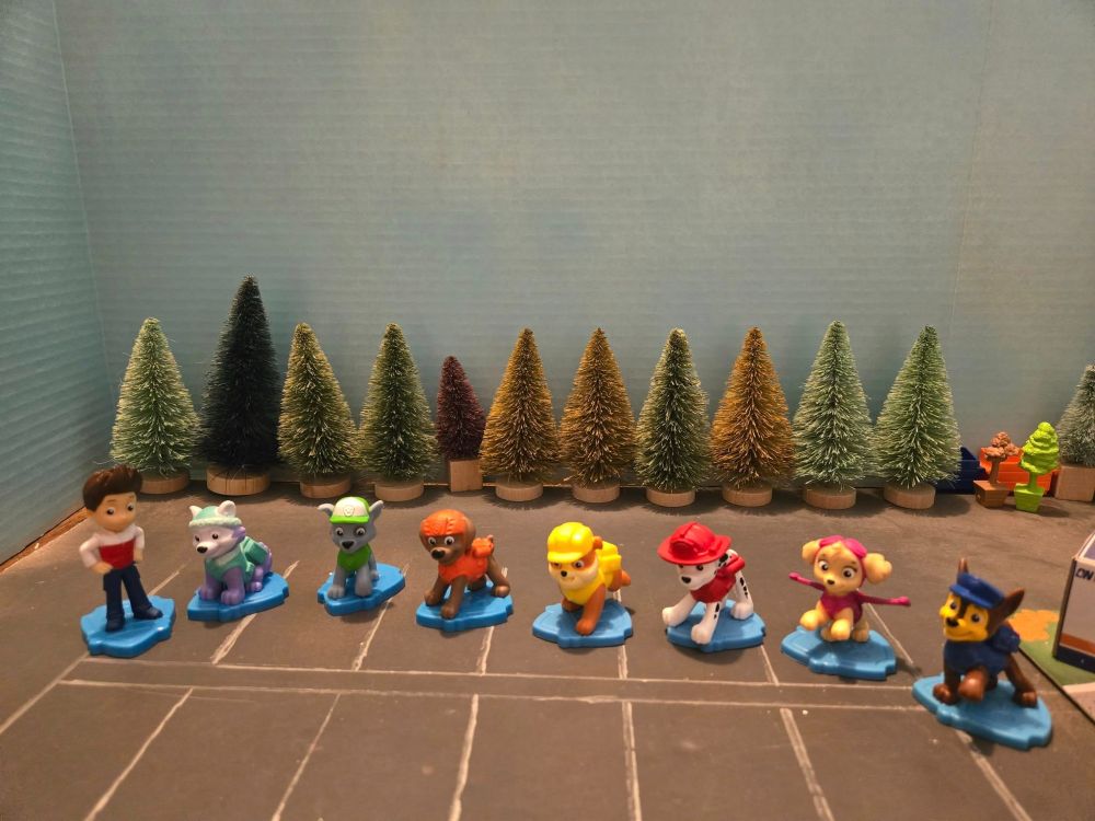Here's they are with the 4 other Paw Patrol Figurines that I'd collected earlier this year to ad to my figurines collection.