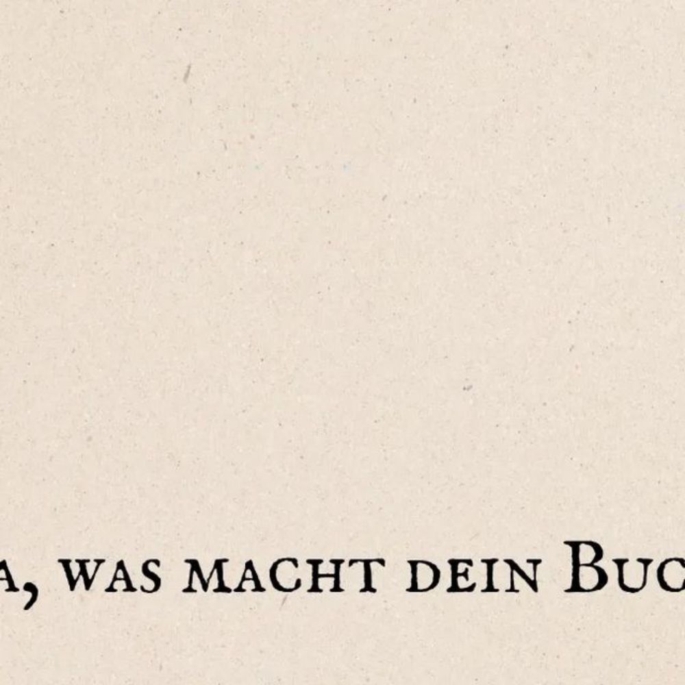 Kalender für Schreibende on Instagram: "😱 Autor*innen hassen diesen Satz! 😢

✨ Na, was macht dein Buch? ✨

Melde dich jetzt kostenlos zur 30-tägigen Schreibmotivation an, um selbstbewusst deine Buchid...