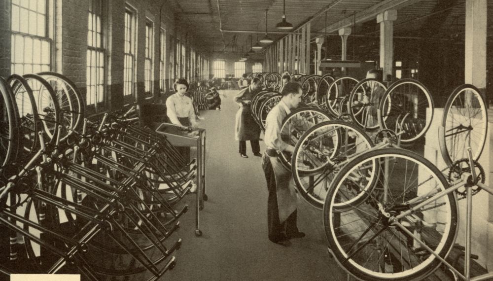 Schwinn led the bicycle industry from Chicago for a century before losing its way