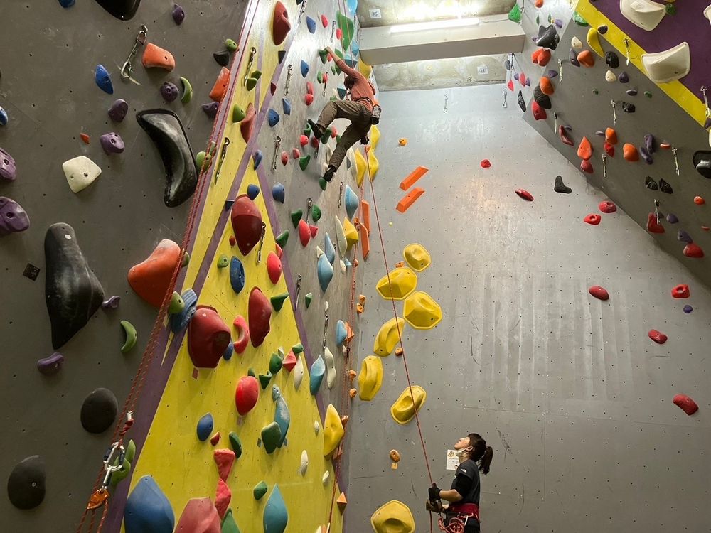 クライミングジムの写真