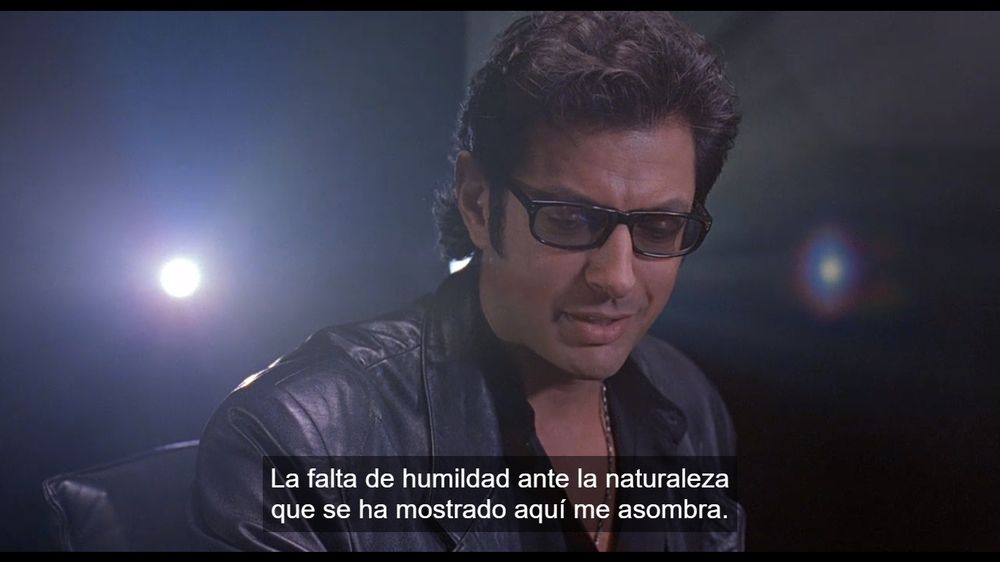 Ian Malcolm de Parque Jurásico diciendo “La falta de humildad ante la naturaleza que se ha mostrado aquí me asombra”.