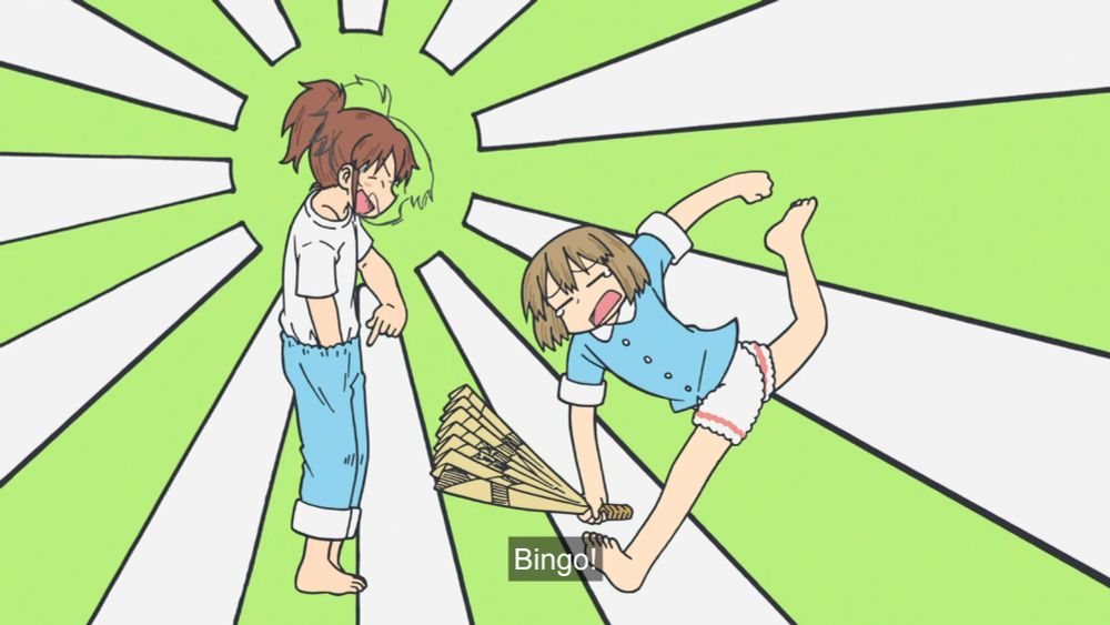 niikura swats nagumo in the head with a harisen

"Bingo!"