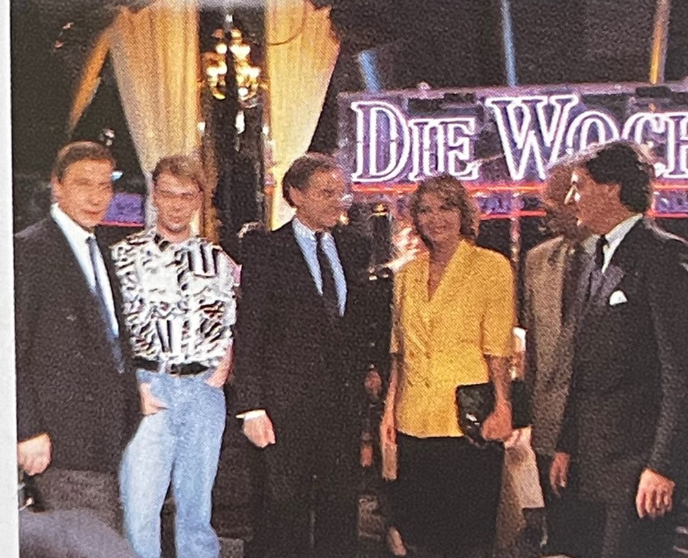 Talkshowkulisse, v.l.: Wolfgang Clement, Max Goldt, Harald Juhnke, Barbara Genscher und noch zwei