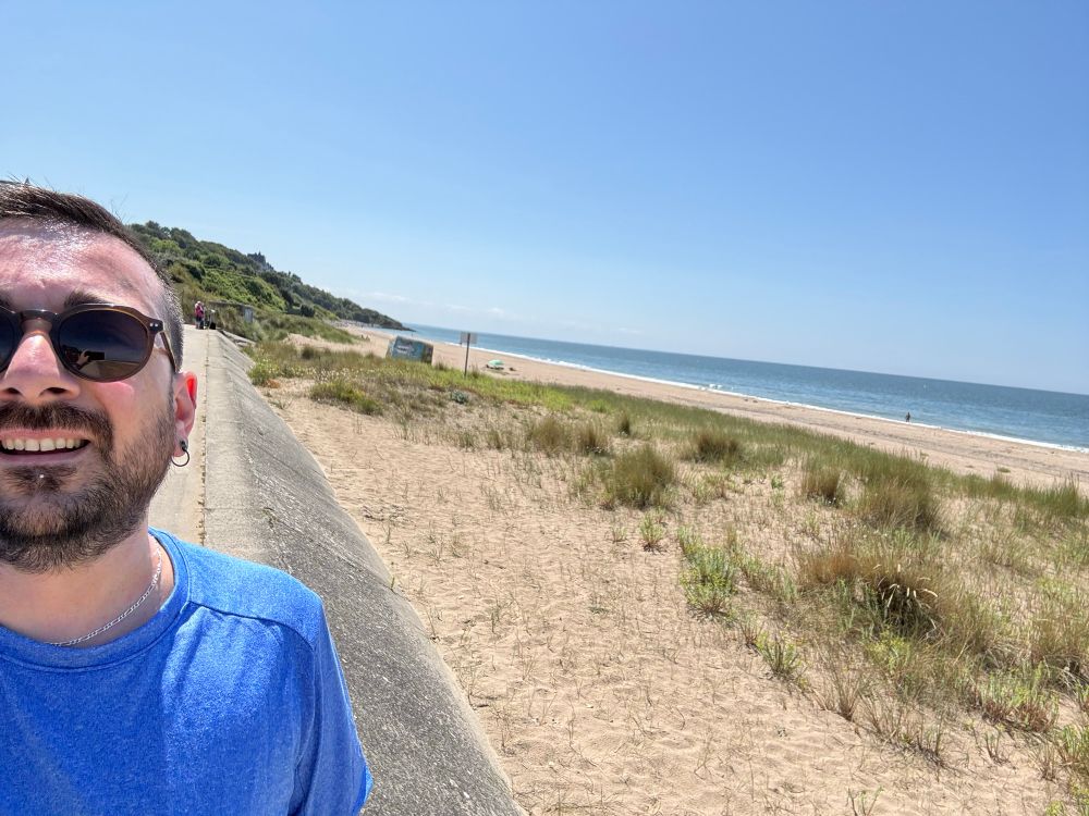 La plage et ma sale race qui sue comme un porc