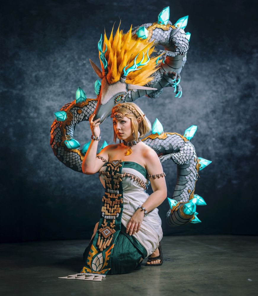 Copyright: eosAndy

https://www.games.ch/cosplay/interview/aglaia-interview-special-lijO/

