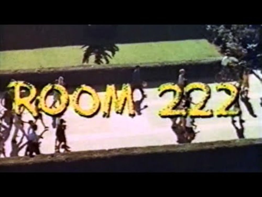 Classic TV Theme: Room 222 (Jerry Goldsmith)