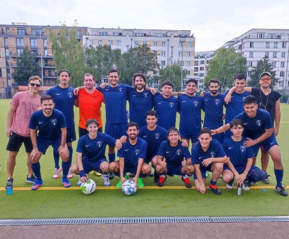 Pepe Botella FC: el equipo de fútbol de emigrantes latinos que estrenó documental en Berlín