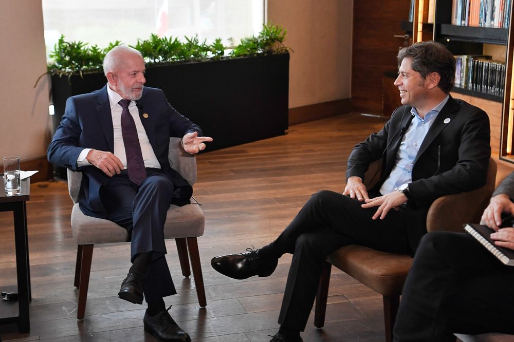 Axel Kicillof se reunió con el presidente brasilero Lula da Silva en México