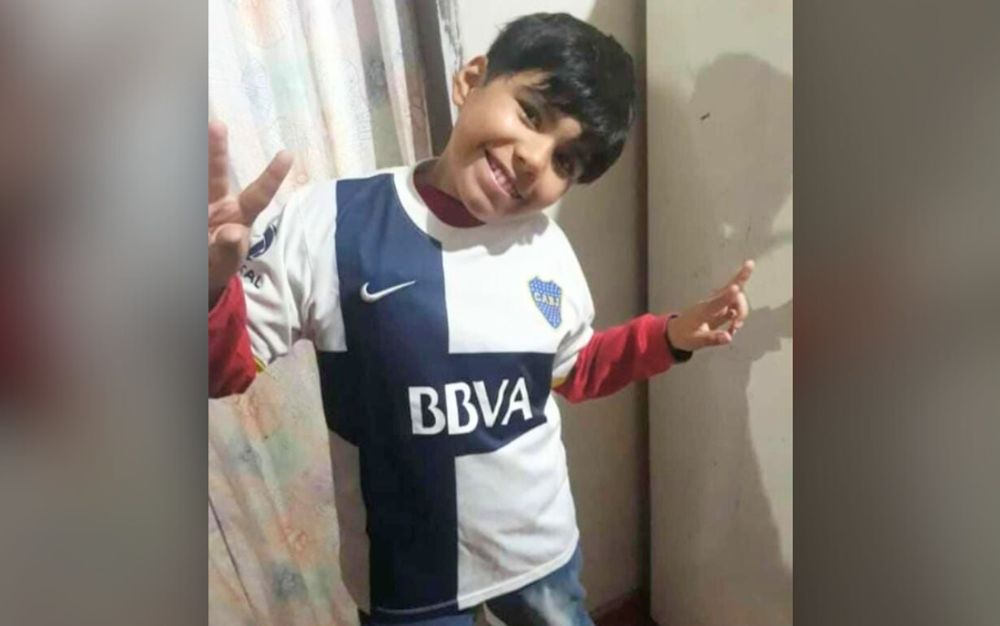 Tenía 10 y estaba jugando en la vereda: Quedó en medio de un tiroteo de ladrones y murió