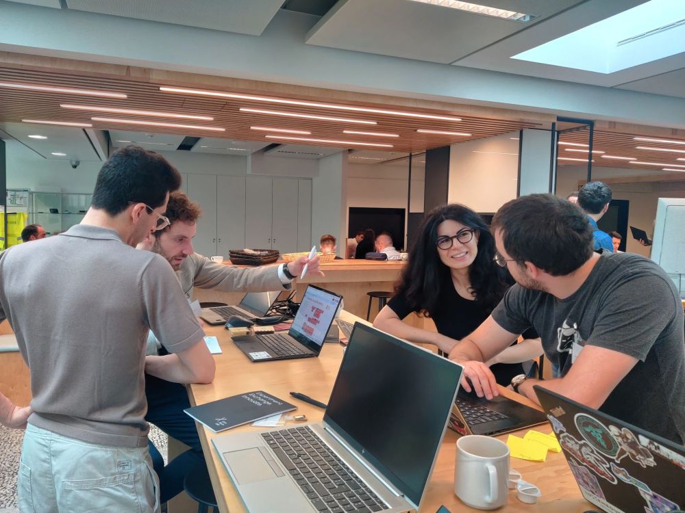 Session de travail au GovTech Lab, hackathon Open data x Democracy in action, jeudi 5 juin 2925