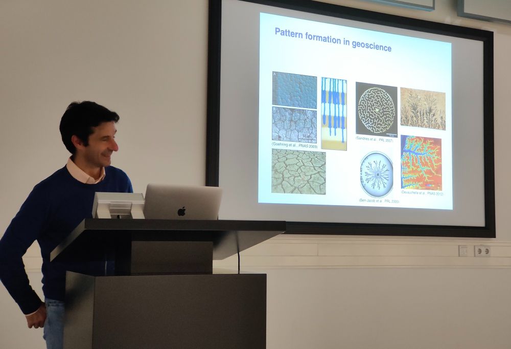 Prof. Ruben Juanes at the Physics of Fluids group (University of Twente, the Netherlands)