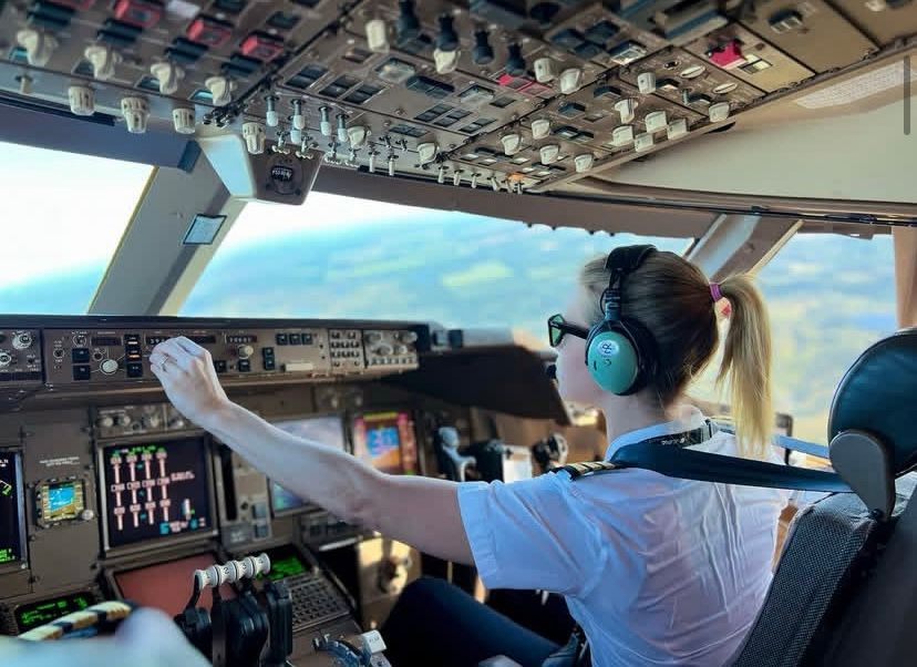 flywitheva I was asked recently if I'm not bored with my job. The honest answer is I'm not & I have been working as an airline pilot for 10 years now;