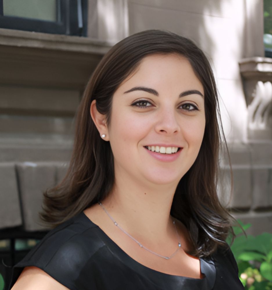 CAROL GORDON EKSTER: Danna is in my Andover, MA SCBWI critique group. Her debut book comes out this September, and I want to introduce you all to her as she’s so talented, intelligent and ama…