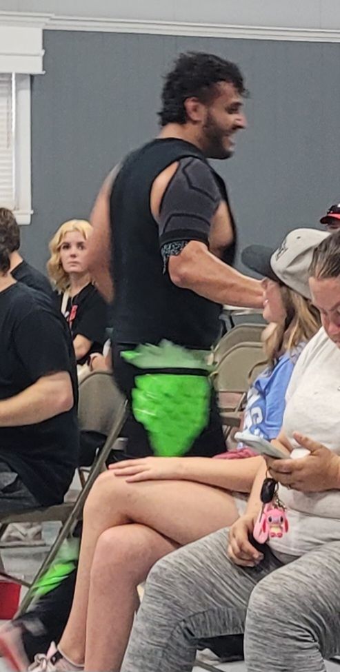 Carlos Oliva shows just who the Alpha Male is at SCWPro with a victory over Augustus Draven 
#prowrestling