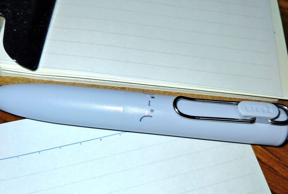 ユニボールワンP軸色ACソーダ
サンリオコラボ（シナモロール）