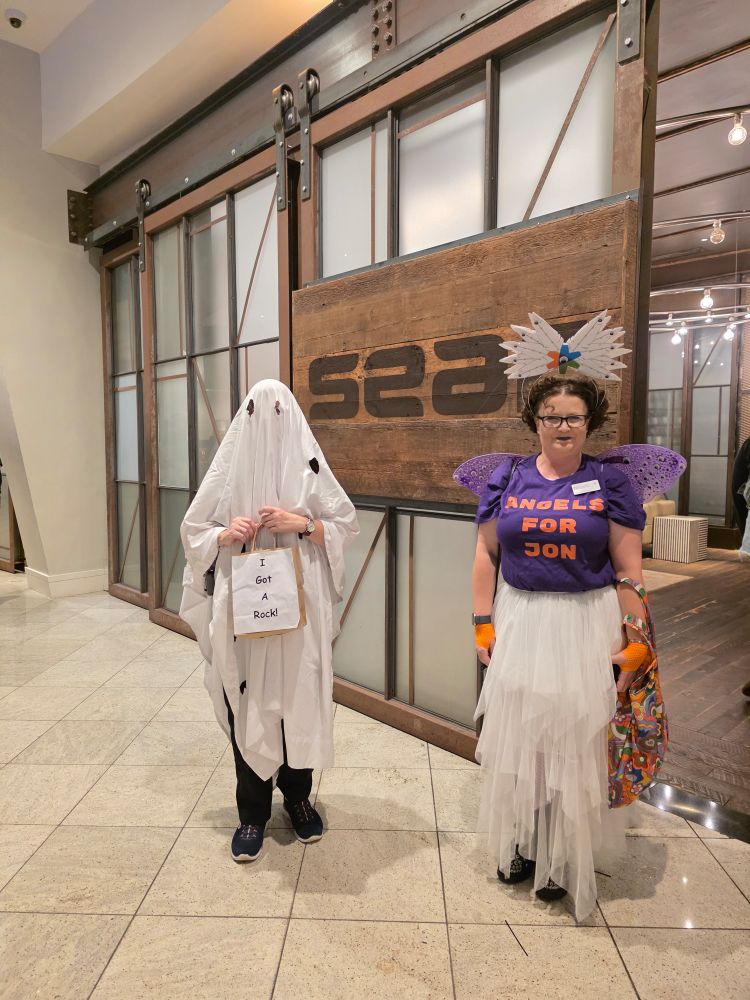 Cosplay of ghost Charlie Brown at DragonCon 2025.  She gave me a rock.