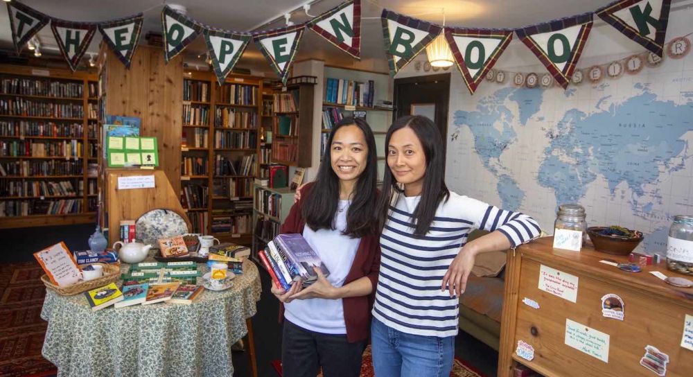 World’s Only ‘Bookstore Airbnb’ Has 2-Year Wait List for Guests Wanting to Sell Used Books By Day