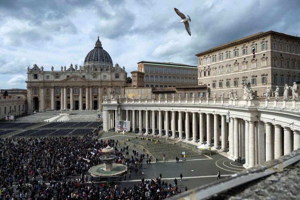 IVG dans la Constitution : le Vatican dénonce un « droit à supprimer une vie humaine »