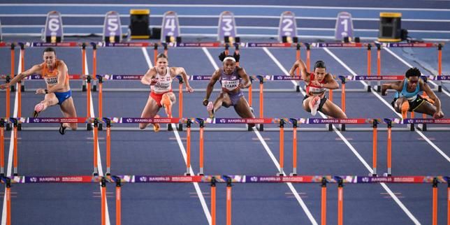 World Athletics a annoncé, mercredi, la mise en place de cette mesure visant à « déterminer le sexe biologique » des participantes lors des épreuves de niveau mondial. Celle-ci entrera en vigueur au 1er septembre.