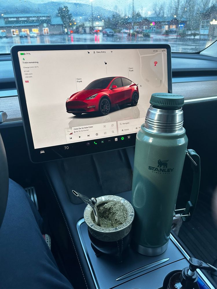 Charging my EV while drinking mates and listening music