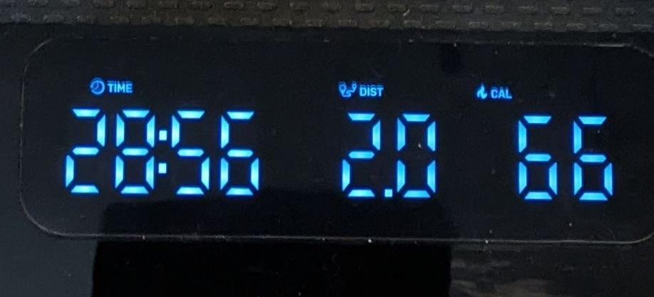 running machine display reading: time 28:56 distance 2.0km
