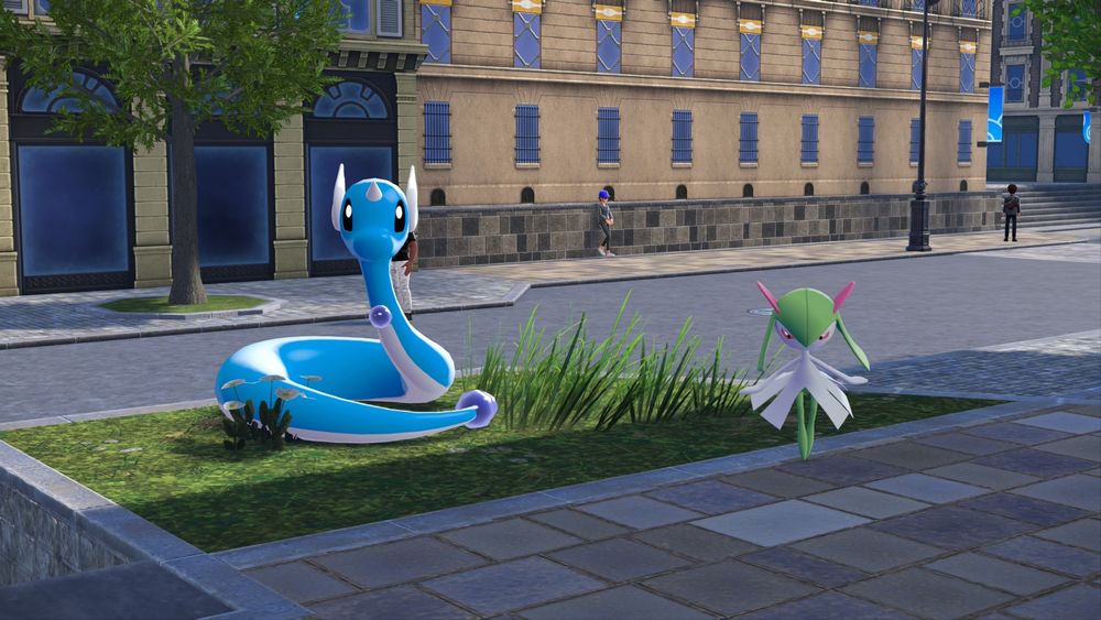 A picture showing the height difference for the dragonair and kirlia. The dragonair is much larger
