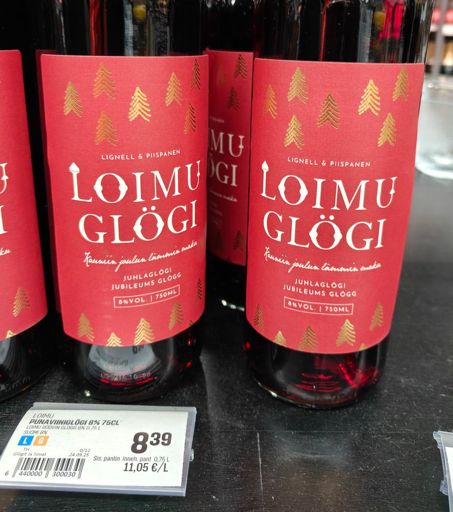A photo of "Loimu" glög bottles in Prisma.