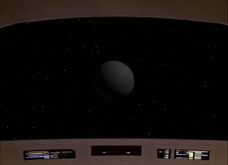 A Dyson Sphere on the Enterpise Viewer. It’s a Dark Soherr but it’s clealry being lit by a something 