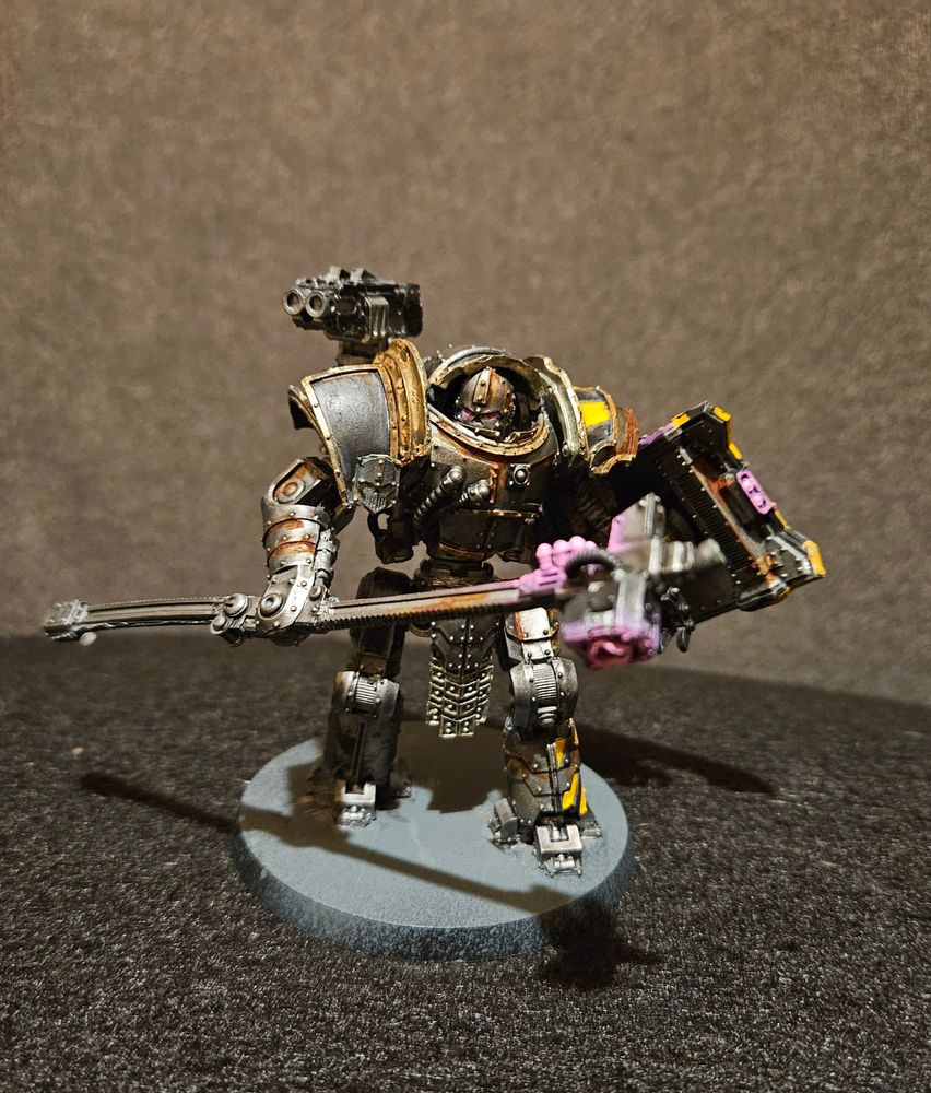 This guy has too much rust on his hammer arm, hey Google, how to remove rust from domitar ferrum.
