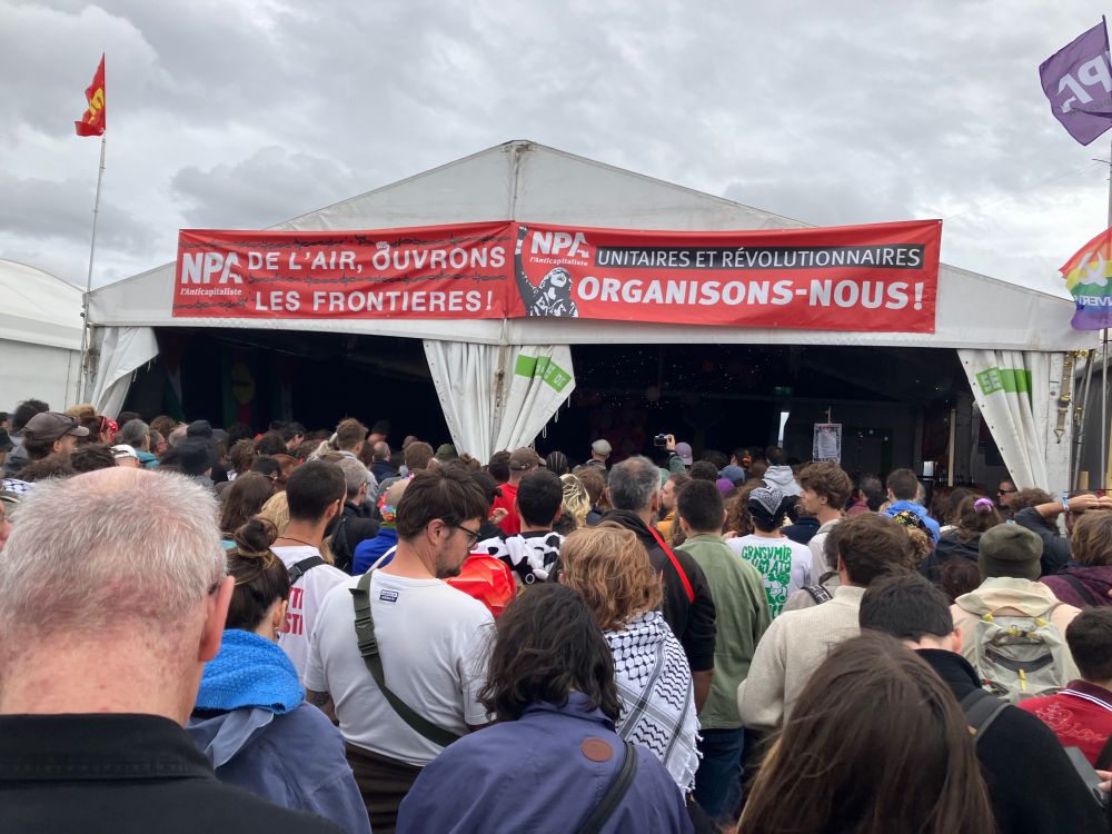 Stand du NPA à la Fête de l’Huma